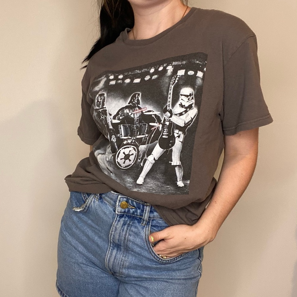 Star Wars Band Tee Size Medium - Picture 6 of 6